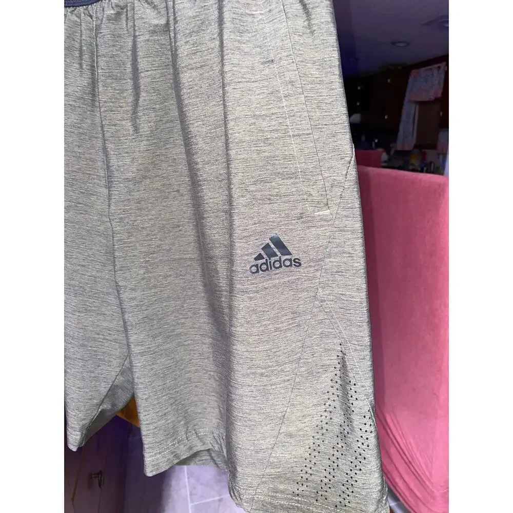 Adidas Men's Athletic Shorts XL Green & Black Elastic Waist Drawstring 2-zip Pkt